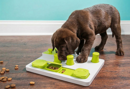 Hračka Epic Pet Think & Eat interaktivní 30cm